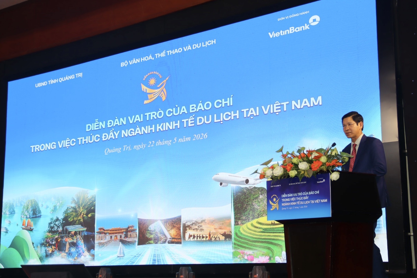 Báo chí tạo "đường băng" đưa du lịch "cất cánh"